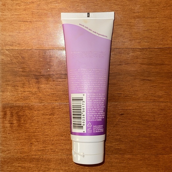 LUME WHOLE BODY LAVENDER SAGE DEODORANT WITH BOTTLE SQUEEGEE | 72 HOUR CONTROL - Picture 2 of 4